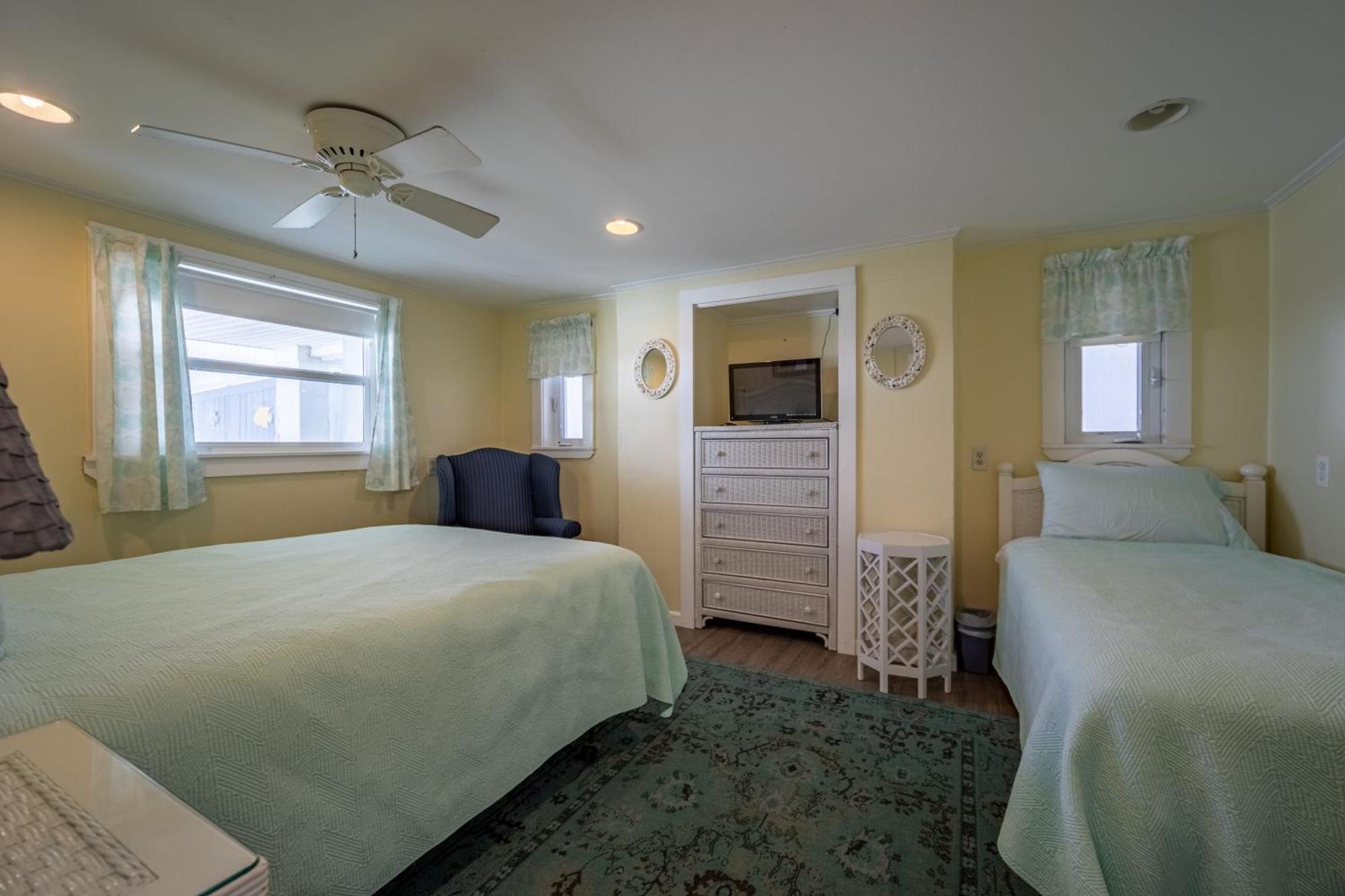Ocean Front Nancy Claire 1 -Bunker Apartment Ocean City Exterior photo